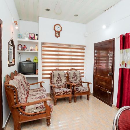 Koonamparayil Home Stay Munnar Anaviratty-Family Only 外观 照片