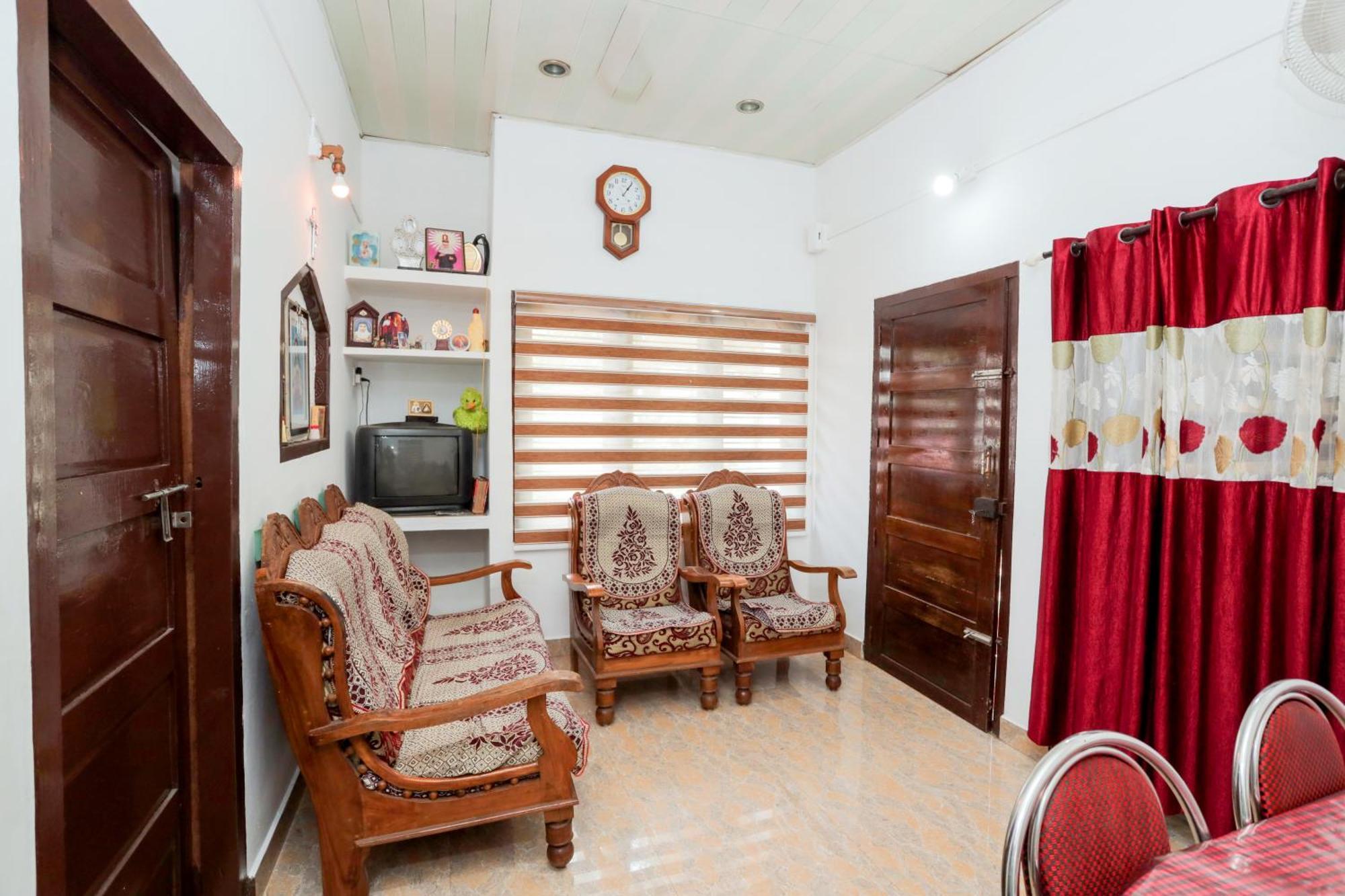 Koonamparayil Home Stay Munnar Anaviratty-Family Only 外观 照片
