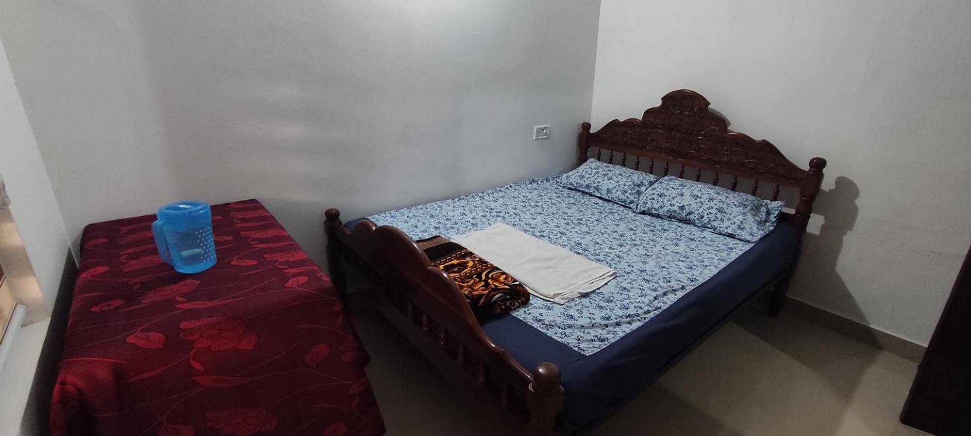 Koonamparayil Home Stay Munnar Anaviratty-Family Only 外观 照片